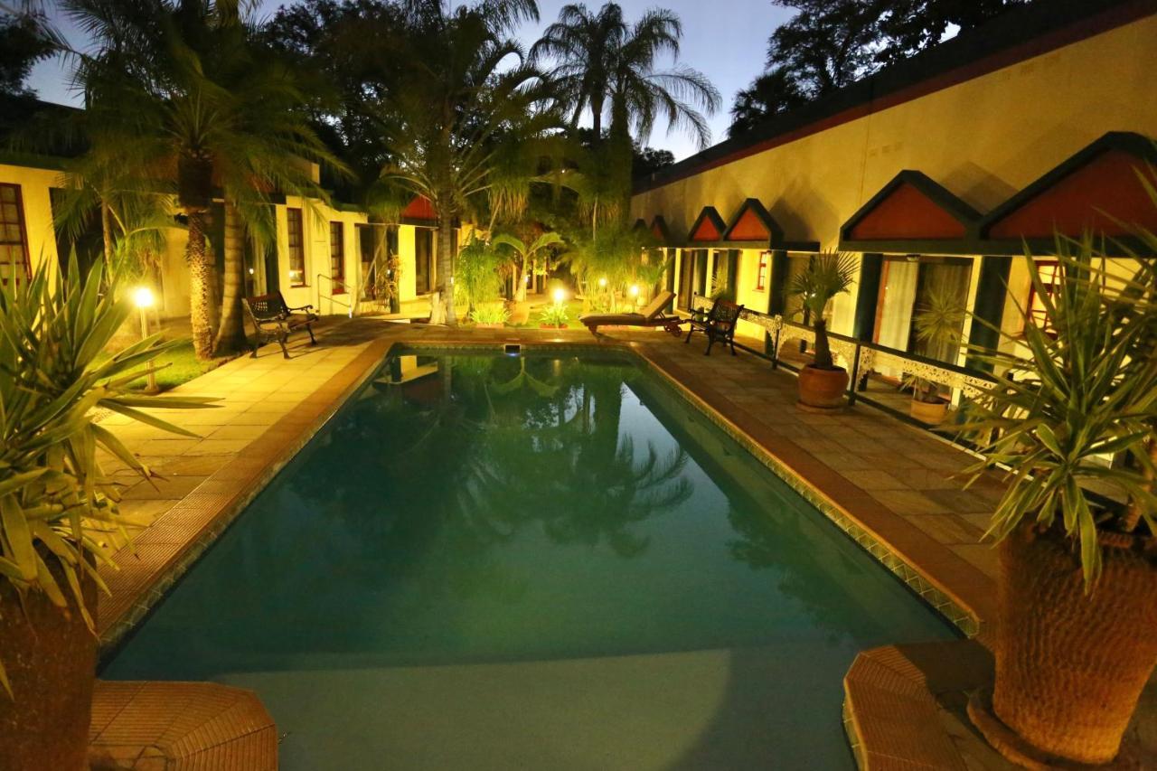 Minen Hotel تسومب المظهر الخارجي الصورة